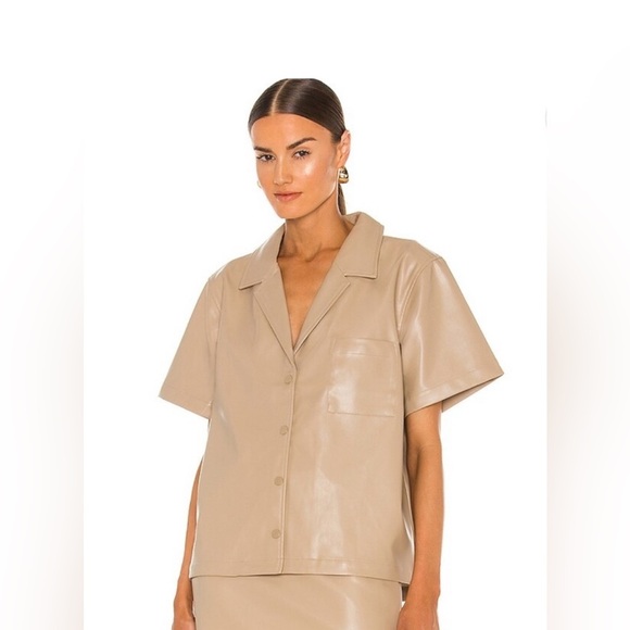 L’Academie by Revolve Clothing Tan Short Sleeve Leather Shirt Kelly Blouse - Picture 1 of 8